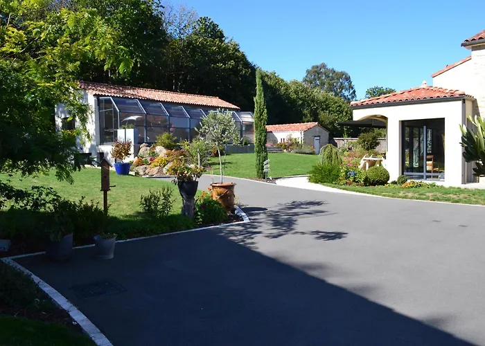 De La Bibudiere * Le Boupère